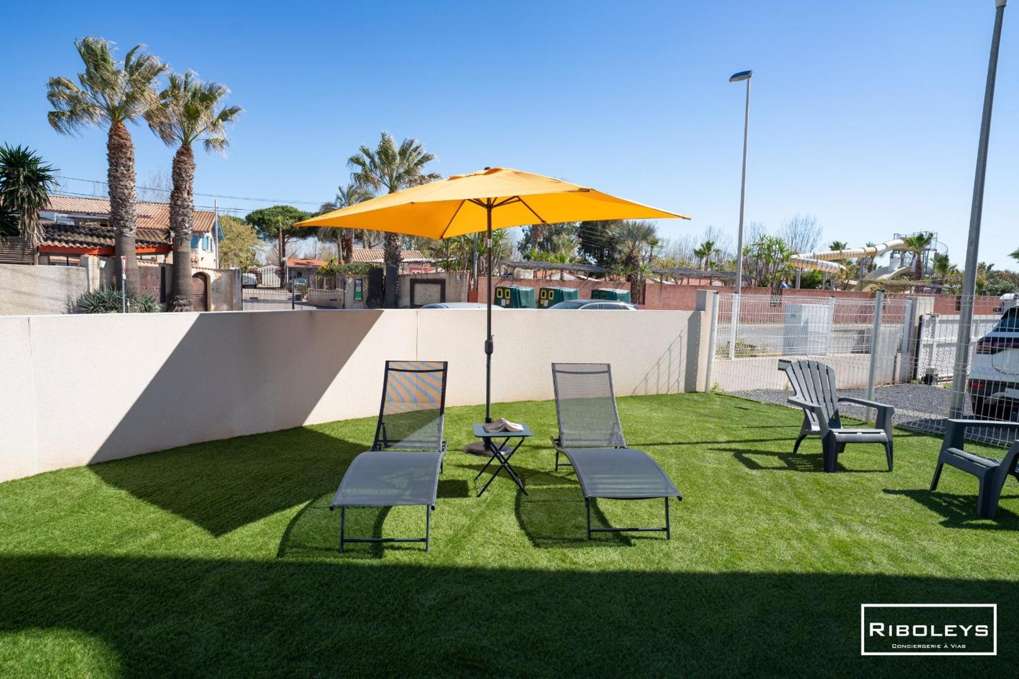Grand T3 Neuf Climatise Avec Wifi A 100M De La Plage Виас Экстерьер фото